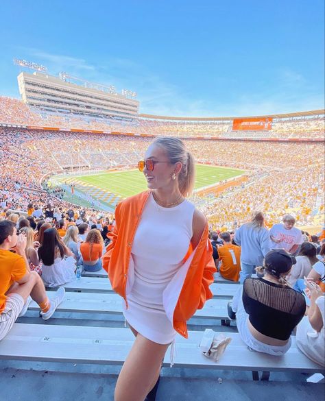 College Football Outfits For Women, Tennessee Gameday Outfit, Gameday Outfit Tennessee, Utk Gameday Outfit, University Of Tennessee Gameday Outfit, Orange Gameday Outfit, Tennessee Game Day Outfit, Ut Outfits, Auburn Outfits