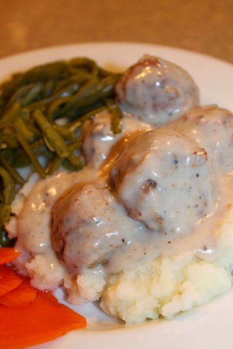 Mushroom Soup Meatballs, Campbells Mushroom Soup, Meatballs And Mashed Potatoes, Meatballs With Spaghetti, Frozen Meatball Recipes, Mushroom Meatballs, Mashed Potatoes And Gravy, Pickled Turnips, Potatoes And Gravy