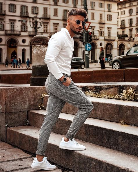 Grey Plaid Pants Outfit, Plaid Pants Men Outfit, Grey Plaid Pants, Semi Casual Outfit, Plaid Pants Outfit, Pants Outfit Men, Checkered Pants, Mens Summer Outfits, Men With Street Style