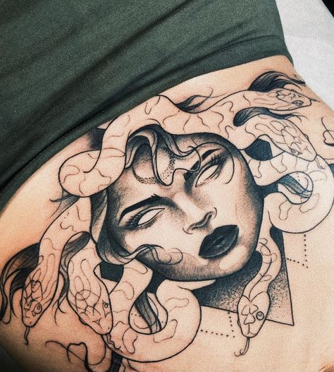 Medusa Tattoo Design Sternum, Medusa Stomach Tattoos Women, Gorgon Sisters Tattoo, Sternum Medusa Tattoo, Medusa Tattoo Under Breast, Medusa Tattoo Sternum, Medusa Rib Tattoo, Medusa Stomach Tattoo, Medusa Underboob Tattoo