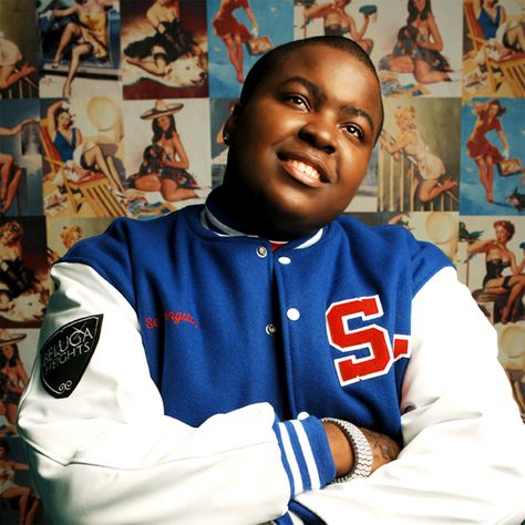 Sean Kingston Sean Kingston, Mtv Music, Sean Paul, 90s Hip Hop Fashion, Fire Burning, Celebrity Singers, Fitness Photoshoot, Anime Decor, Bold Makeup