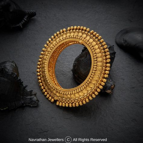 Gold Beads Jewellery, Nakshi Necklace, Antique Gold Jewellery, Maang Tika, Gold Temple Jewellery, Antique Necklaces Design, Antique Gold Jewelry Indian, Temple Architecture, Gold Necklace Indian Bridal Jewelry