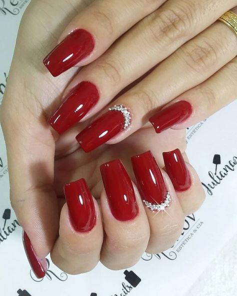 Nails 2018, Red Nail Art, Valentine Nail Art, Red Acrylic Nails, Red Nail Polish, Super Nails, Red Nail, Classy Nails, Valentines Nails