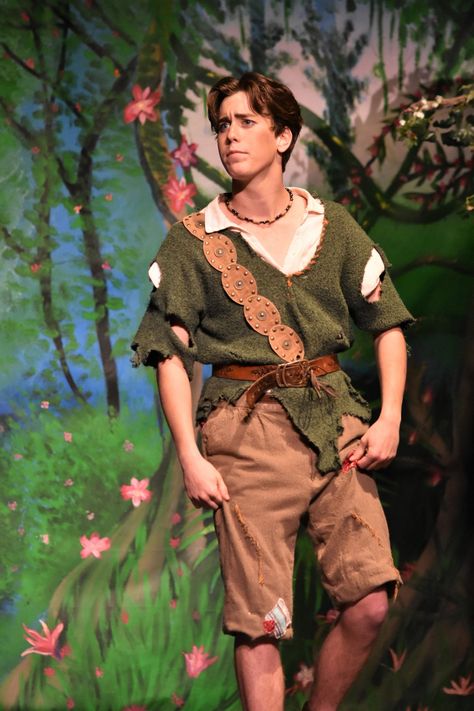 Peter Pan — Rose Costumes Peter Pan Play Costumes, Peter Pan Costume Men, Peter Pan Costume Diy, Shakespeare Costumes, Disfraz Peter Pan, Lost Boys Costume, Peter Pan Play, Peter Pan Halloween, Peter Pan Cosplay