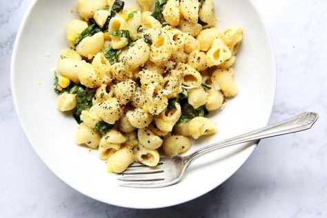 Learn more about Melissa Clark's Creamy (No Cream!) Corn Pasta with Basil from SideChef! Creamy Corn Pasta, Pasta With Basil, Melissa Clark, Cream Corn, Corn Pasta, Basil Recipes, Basil Pasta, Creamy Corn, Summer Dishes