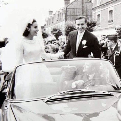 Count Hubert D'Ornano and his bride, the former Isabelle Potocka, on their wedding day in 1963. Like her husband, Isabelle d'Ornano also comes from aristocratic stock. She is descended from Poland's Queen Barbara Radziwill. Her uncle, Stanislaw, married Lee Bouvier, Jackie Kennedy Onassis’ sister. Lee Bouvier, Sisley Paris, Vogue Russia, Family Life, 40 Years, Life Is Beautiful, Dream Wedding, Wedding Day, Paris