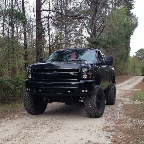 2009 Chevrolet Silverado 1500 2009 Chevy Silverado 1500, 2009 Chevy Silverado, Alpha Romeo, Tundra Truck, Dually Trucks, Black Truck, Lifted Chevy Trucks, Lifted Chevy, Truck Yeah