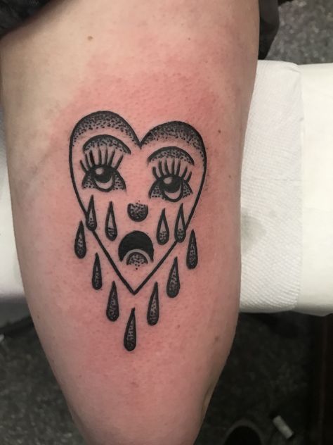 Heart Tattoo Meaning, Flash Art Tattoos, Crying Heart, Tim Burton Tattoo, L Tattoo, Finger Tattoo Designs, 8bit Art, Heart Tattoo Designs, Classic Tattoo