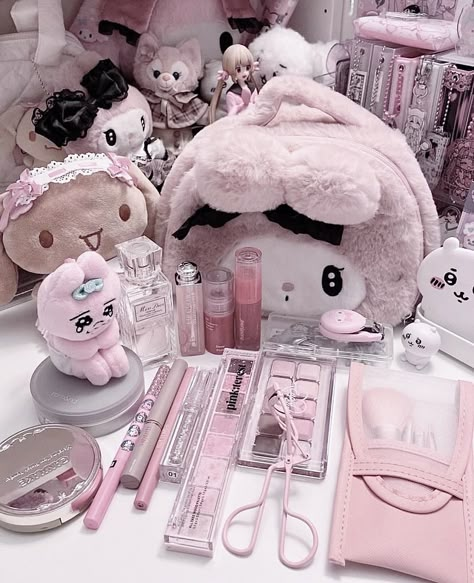 Kbeauty, beauty, makeup, cosmetics, korea beauty, skincare, pink, pink pilates princess, aesthetic, fashion, cute, bows, coquette, lana del rey, Tomboy Aesthetic, Makeup Order, Kawaii Makeup, Soft Pink Theme, Olive Young, Japanese Makeup, Makeup Aesthetic, Edgy Makeup, Spring Makeup