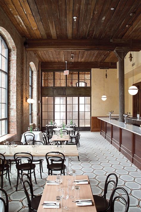 Wythe Hotel Brooklyn, Wythe Hotel, Decoration Restaurant, Hotel Boutique, Design Industrial, Wood Ceilings, Hospitality Design, Hotel Lobby, Hotel Design