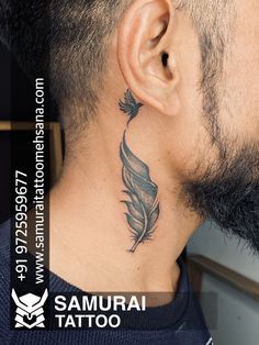 Nek Tattoo Design, Neck Feather Tattoo, လယ်ပင်း Tattoo, Neck Tattoo Cover Up Men, Feather Tattoo Neck, Behind The Ear Neck Tattoo Ideas, Feather Neck Tattoo, Men Ear Tattoo, Boy Neck Tattoos