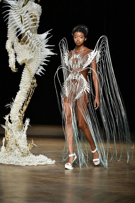 iris van herpen’s paris exhibition at the musée des arts décoratifs investigates her ethereal collections through a selection of over 100 haute couture pieces. Aquarius Aesthetic, Skeleton Dress, Sea Dress, Iris Van Herpen, Paper Dress, The Future Is Now, Art Fashion, Couture Collection, Fall Dresses