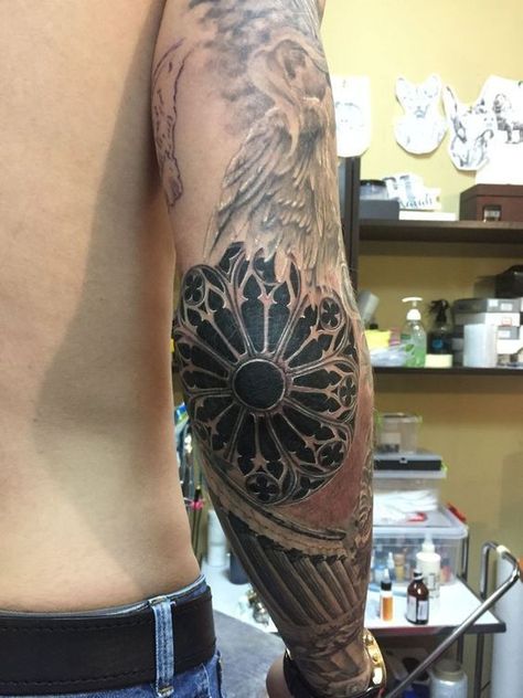 Are you looking for mandala tattoo designs? Don't waste your time searching through 1,000+ web pages. We’ve collected 50+ best tattoo ideas for you in our article. Realism Flower Tattoo Sleeve, Rose Window Tattoo, Elbow Tattoo Ideas, Baroque Tattoo, Window Tattoo, Mandala Tattoo Designs, Gotik Tattoo, Tato Flash, Filigree Tattoo