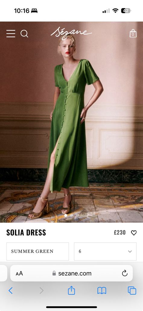 Summer Wedding Guests, Wedding Guest Outfit Summer, Knitwear Dress, Green Silk, Guest Outfit, Mode Inspiration, Wedding Guest Outfit, Blouse Dress, Parisian Style