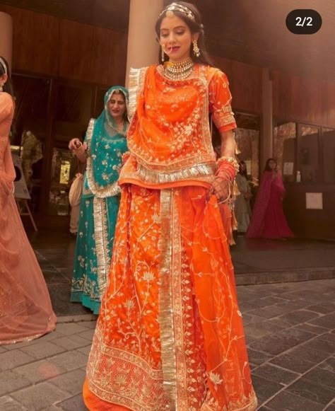 Orange Bandhani Suit, Rajputi Engagement Look, Rajsthani Poshak Look, Royal Rajputi Look, Marvadi Poshak, Rajputana Dress, Rajasthani Saree, Rajasthani Look, Poshak Rajputi