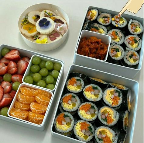 Korean Lunch, Healthy Bento, Bento Recipes, Healthy Food Dishes, Delicacy Food, Healthy Homemade Recipes, Picnic Food, Delicious Snacks Recipes, Food Is Fuel