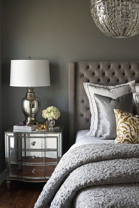 Discover the timeless elegance of Sherwin Williams Mindful Gray in creating an elegant retreat. Unveil the secrets of sophistication in this article. #ad     #Colortrend #wallpaint2024  #color2024  #DIYpainting  ##DIYhomedecor  #Fixhome Mindful Gray Sherwin Williams Bedroom, Sherwin Williams Grey Paint Colors, Link Grey Sherwin Williams, Aloof Gray Sherwin Williams, Mindful Gray Coordinating Colors, Retreat Sherwin Williams, Sherwin Williams Mindful Gray, Alder Wood Kitchen Cabinets, Sherwin Williams Paint Gray