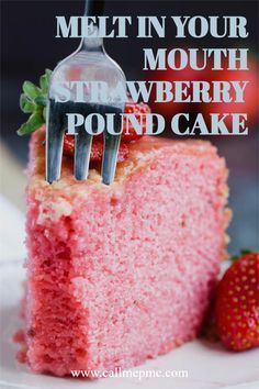 Homemade Jello, Homemade Strawberry Cake, Strawberry Recipe, Pound Cake Recipes Easy, Strawberry Cake Easy, Buttermilk Pound Cake, Strawberry Pound Cake, Bundt Cake Recipe, Strawberry Cake Mix