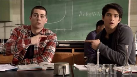 10 Life Lessons I've Learned From Teen Wolf Scott Teen Wolf, Stiles Teen Wolf, Scott And Stiles, Les Pogues, Teen Wolf Scott, Dylan Obrian, Teen Wolf Funny, Teen Wolf Dylan, Crystal Reed