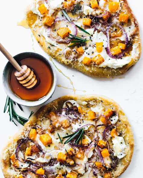 Cheater (so easy!) Butternut Squash & Ricotta Pizza Recipe Butternut Squash Flatbread Pizza, Butternut Pizza, Butternut Squash Pizza Recipe, Chris Morocco, Butternut Squash Flatbread, Fall Pizza Recipes, Squash Flatbread, Butternut Squash Ricotta, September Food