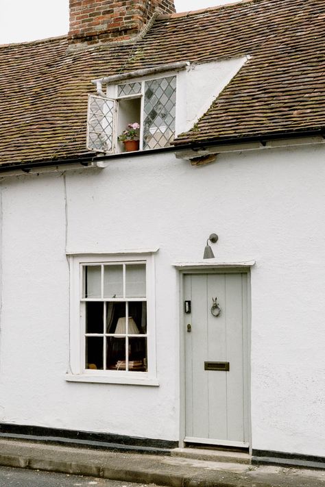 For Sale: Bear Street, Nayland, Suffolk | Inigo English Cottage Windows, Tiny English Cottage, English Cottage Interiors Cozy, Old English Cottage Interiors, English Country Cottage Interiors, Small English Cottage, British Cottage Interior, Cottages Interiors, Enchanted Cottage