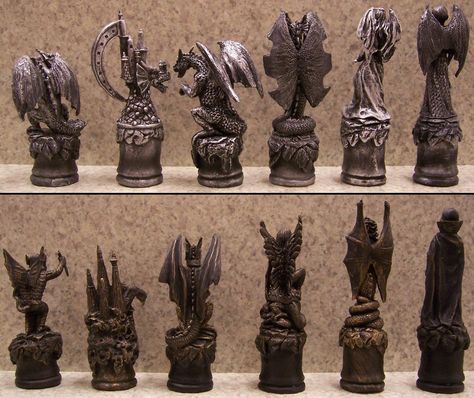 dragons chess Dragon Chess, Chess Design, Chess Boards, Check Mate, Chess Sets, Ghost Design, Train Your Dragon, How Train Your Dragon, Chess Set