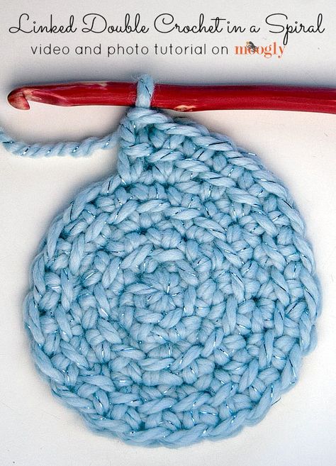 Linked Double Crochet, Spiral Crochet, Crafts Videos, Crochet Circles, Knitting Needle, Double Crochet Stitch, Crochet Diy, Crochet Stitches Tutorial, Crochet Instructions