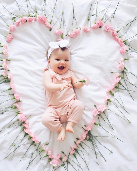 You are loved my little one 🌸 I want to say an extra thank you for all your love you send us 💗 #baby#love#goals#babygirl#kids Photo Bb, Baby Shopping Cart, Baby Car Mirror, Baby Sleepers, Foto Baby, Baby Milestones, Baby Photoshoot, Baby Fever, Baby Pictures