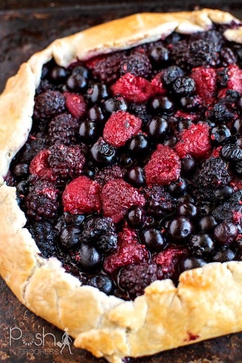 Mixed Berry Galette with the Best Pie Crust | Posh in Progress Galette Recipe Desserts, Gallete Recipe, Berry Galette Recipe, Fruit Galette Recipe, The Best Pie Crust, Berry Galette, Best Pie Crust, Mixed Berry Pie, Galette Recipe