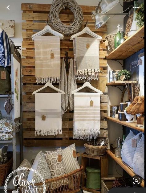 Gift Shop Displays, Boutique Display, Craft Fair Displays, Store Interiors, Market Displays, Retail Store Design, Merchandising Displays, Store Displays, Shop Interiors