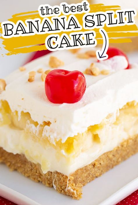 No Bake Banana Split Cake, No Bake Banana Split Dessert, Banana Split Cake Recipe, Banana Split Dessert Recipes, Banana Split Pie, Banana Pudding Desserts, Bake Banana, Banana Split Cake, Split Cake