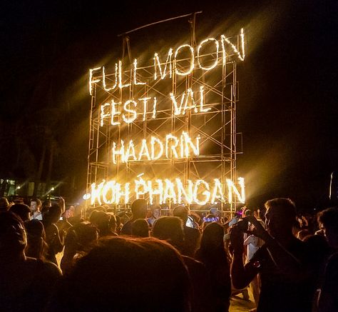 Full Moon Party, Koh Phangan. Koh Phangan Aesthetic, Thailand Night Aesthetic, Koh Phangan Full Moon Party, Full Moon Party Koh Phangan, Full Moon Party Thailand, Bangkok Thailand Nightlife, Koh Lanta Thailand, Full Moon Party, Thailand Adventure