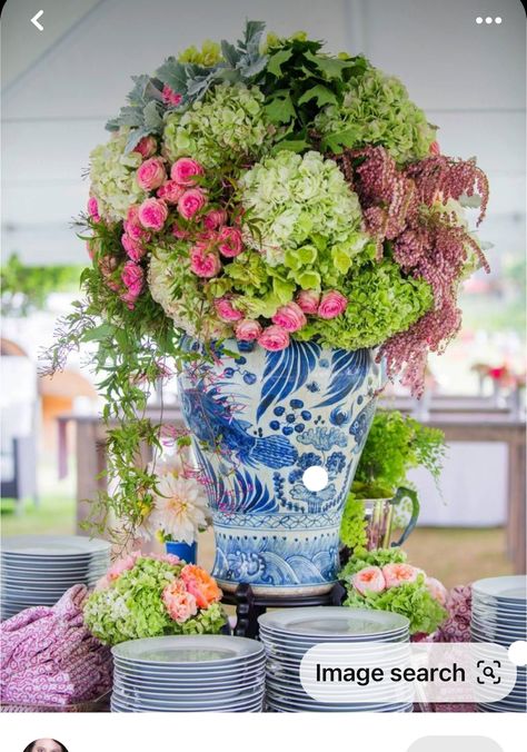 Preppy Color Palette, Colorful Rooms, Chinoiserie Wedding, Sale Picture, Polo Field, The Farewell, Preppy Wedding, Field Wedding, Wedding Brunch