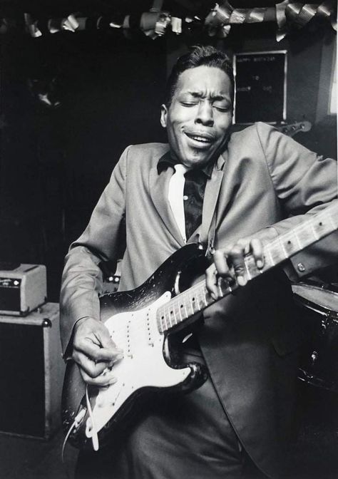 “No music is unsatisfying to me. It’s all got something in it.  It’s like that gumbo that’s in that kitchen there.  You know how many tastes and meats are in there?  I see my music as a gumbo.  When you hear me play, there’s everything in there, everything I ever heard and stole from.”— Buddy Giy Junior Wells, Son House, John Coltrane, Buddy Guy, Blues Musicians, Best Guitarist, Delta Blues, Blues Artists, Blues Brothers