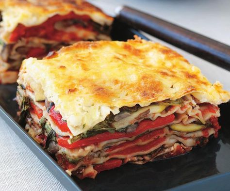 Cottage cheese lasagne Vegetarian Lasagne Recipes, Recipes Using Cottage Cheese, Pumpkin Pesto, Pesto Zucchini, Vegetarian Lasagne, Vegetable Lasagne, Flavour Combinations, Roasted Capsicum, Lasagne Recipes