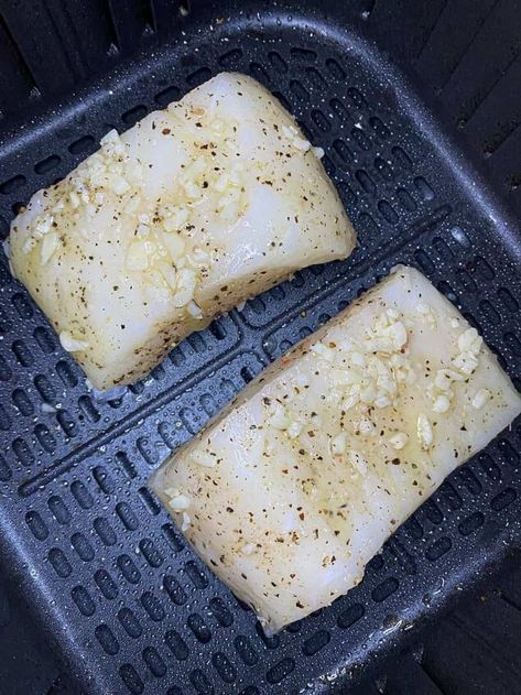 Chilean Sea Bass In Air Fryer, Sea Bass In Air Fryer, Air Fryer Chilean Sea Bass Recipe, Seabass Recipe Airfryer, Sea Bass Air Fryer Recipes, Chilean Sea Bass Recipe Air Fryer, Blackened Seasoning Recipe, Homemade Blackened Seasoning, Cooking Sea Bass