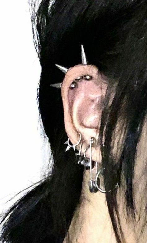 grunge piercing emo alt aesthetic spike spiky Emo Ear Piercings, Alt Ear Piercings, Ear Stack, Hyena, Piercing Tattoo, Ear Piercings, Piercings, Diamonds, Tattoos