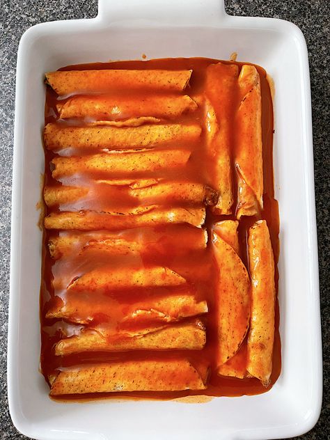 Lazy Dish Enchiladas, Premade Enchiladas, Lazy Taquito Enchiladas, Taquito Enchiladas Frozen, Frozen Taquitos Enchiladas, Easy Enchiladas With Frozen Taquitos, Frozen Burritos Enchiladas, Frozen Taquitos Recipes, Frozen Burrito Enchilada