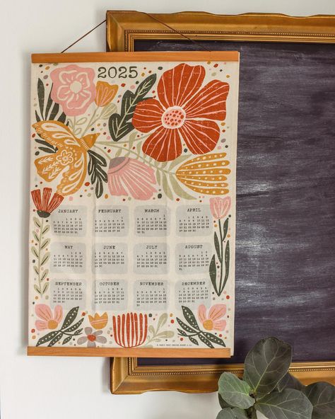 It’s here, it’s here! The vintage inspired, 2025 tea towel calendar is here! This is a shop favorite for gifts! Large Wall Calendar, Canvas Collage, Annual Calendar, Felt Pennants, Print Calendar, 500 Piece Puzzles, Floral Tea, Yearly Planner, Calendar Design