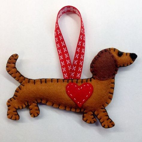 Felt Dachshund Ornament Valentine's Day Sausage by FrecklesFelts Felt Sausage Dog, Felt Dachshund, Felt Dog Ornament, Felt Ornaments Diy, Dachshund Ornament, Felt Ornaments Patterns, Felt Dogs, Dachshund Christmas, Felt Pattern