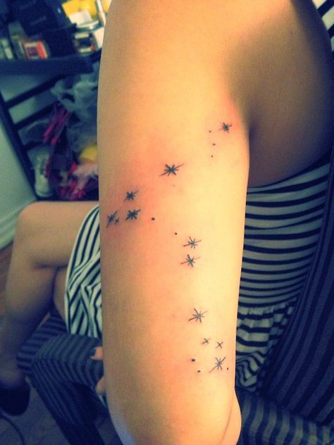 Pisces constellation tattoo Wrap Around Body Tattoo, Stars Tattoo Designs, Tattoos Pisces, Pisces Constellation Tattoo, Aries Constellation Tattoo, Virgo Constellation Tattoo, Wrap Around Tattoo, Stars Tattoo, Pisces Constellation