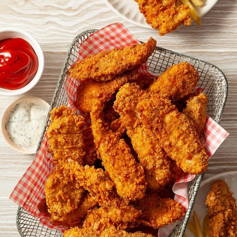 Chicken Strips Recipe, Cowboy Cooking, Delicious Entrees, Chicken Strip, Hot Chicken Recipe, Homemade Chicken Tenders, Chicken Quinoa Salad, Chicken Strip Recipes, Homemade Fried Chicken