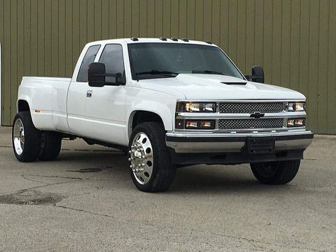 96 Chevy Dually on semi Wheels built by Heavy's vehicle restoration Fort Wayne Indiana Obs Chevy Dually, K3500 Dually, C3500 Dually, Obs Dually, Chevy Dually, Obs Chevy, Car Wheels Diy, Truck Flatbeds, Dually Trucks