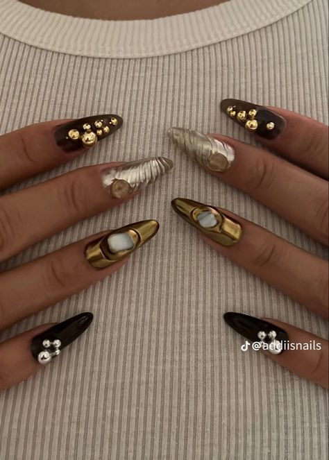 Classy Black Nails, Tiktok Nails, Precious Nails, Mix Match Nails, Silver Nail Designs, Nail Glam, Studded Nails, Ootd Inspo, Gem Nails