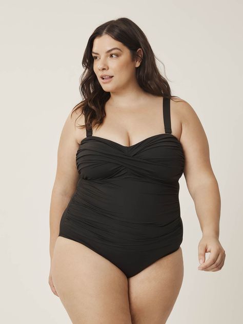 ONLINE EXCLUSIVE. Wherever you go this summer, this plus-size bandeau-cut one-piece swimsuit from Anne Cole will make you feel beautiful. Shirred sides and a twisted front give you a touch of elegance, while removable straps and built-in cups provide maximum support.   Features - One-piece design - Solid black - Strapless cut - Twisted front - Shirred side - Detachable straps Anne Cole Swimwear, Noir Uni, Addition Elle, Feel Beautiful, Swimwear Brands, Visor Hats, Curvy Girl Fashion, Style Expert, Twist Front