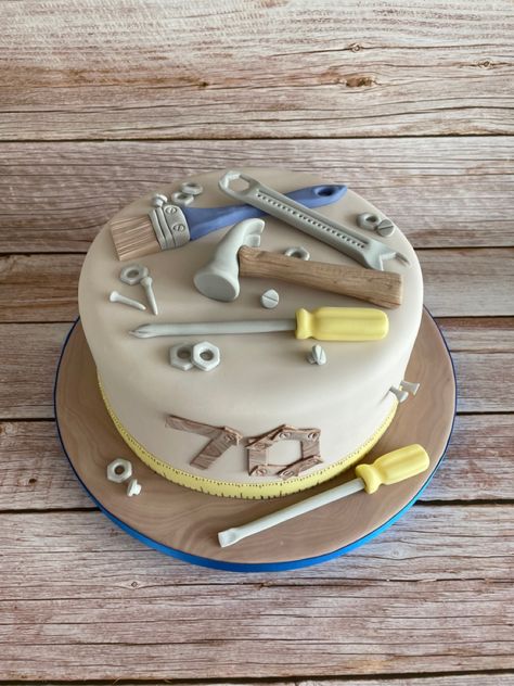 Handyman Cake, Cake For Dad, Diy Handyman, Room Neutral, Baby Room Neutral, Awesome Cakes, Amazing Cakes, Birthday Party Ideas, Baby Room