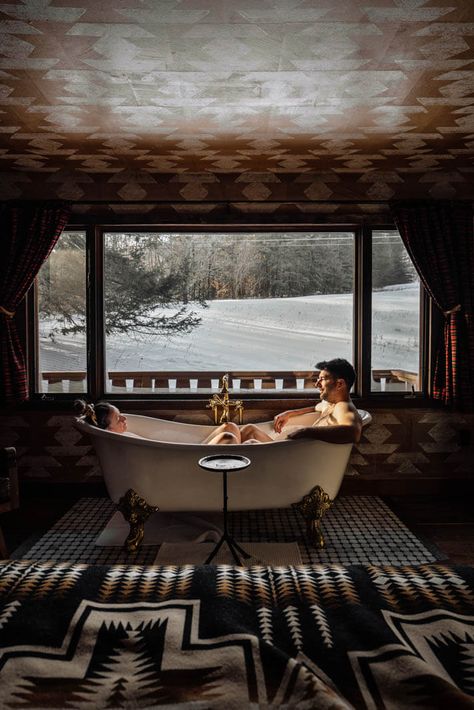 Cabin Upstate New York, Winter Upstate New York, Upstate New York Winter, Upstate New York Homes, Romantic Getaway, Cabin Getaway, Weekend Getaway Ideas, Upstate New York Aesthetic, Romantic Winter Getaways