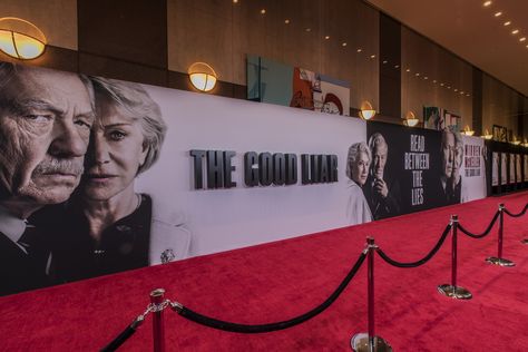 THE GOOD LIAR CARPET. RED CARPET. HELEN MIRREN. IAN MCKELLEN, RUSSEL TOVEY JOHANNES HAUKUR JOHANNESSON. DRAMA. WB. WARNER BROS. 787. Gala Backdrop, Red Carpet Movie Premiere, Russel Tovey, Award Background, Movie Premiere Red Carpet, Ian Mckellen, Helen Mirren, Pop Up Event, Backdrop Design