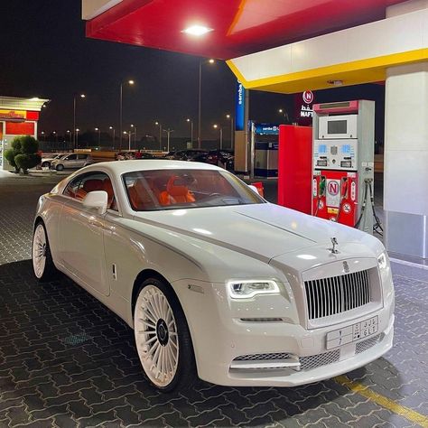 Bentley Convertible, White Rolls Royce, White Rolls, Luxury Cars Rolls Royce, New Luxury Cars, Rolls Royce Wraith, Future Cars, Dream Cars Jeep, Lux Cars