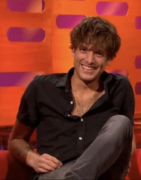 Graham Norton Show Pedro Pascal Graham Norton, Graham Norton Show, Harry Styles Graham Norton 2017, Indie Men, Husband Appreciation, Paolo Nutini, Great Scot, British Music, I Adore You